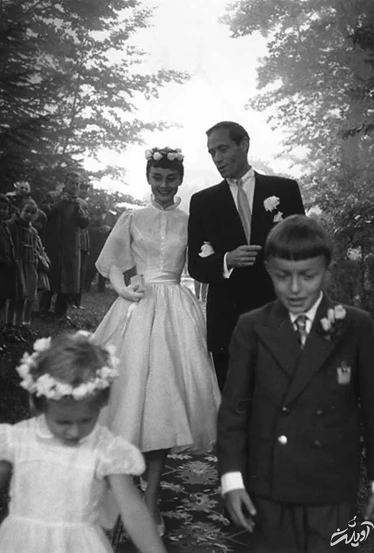 زیباترین لباسهای عروسی سلبریتیها در تمام دوران زیباترین لباسهای عروسی سلبریتیها در تمام دوران